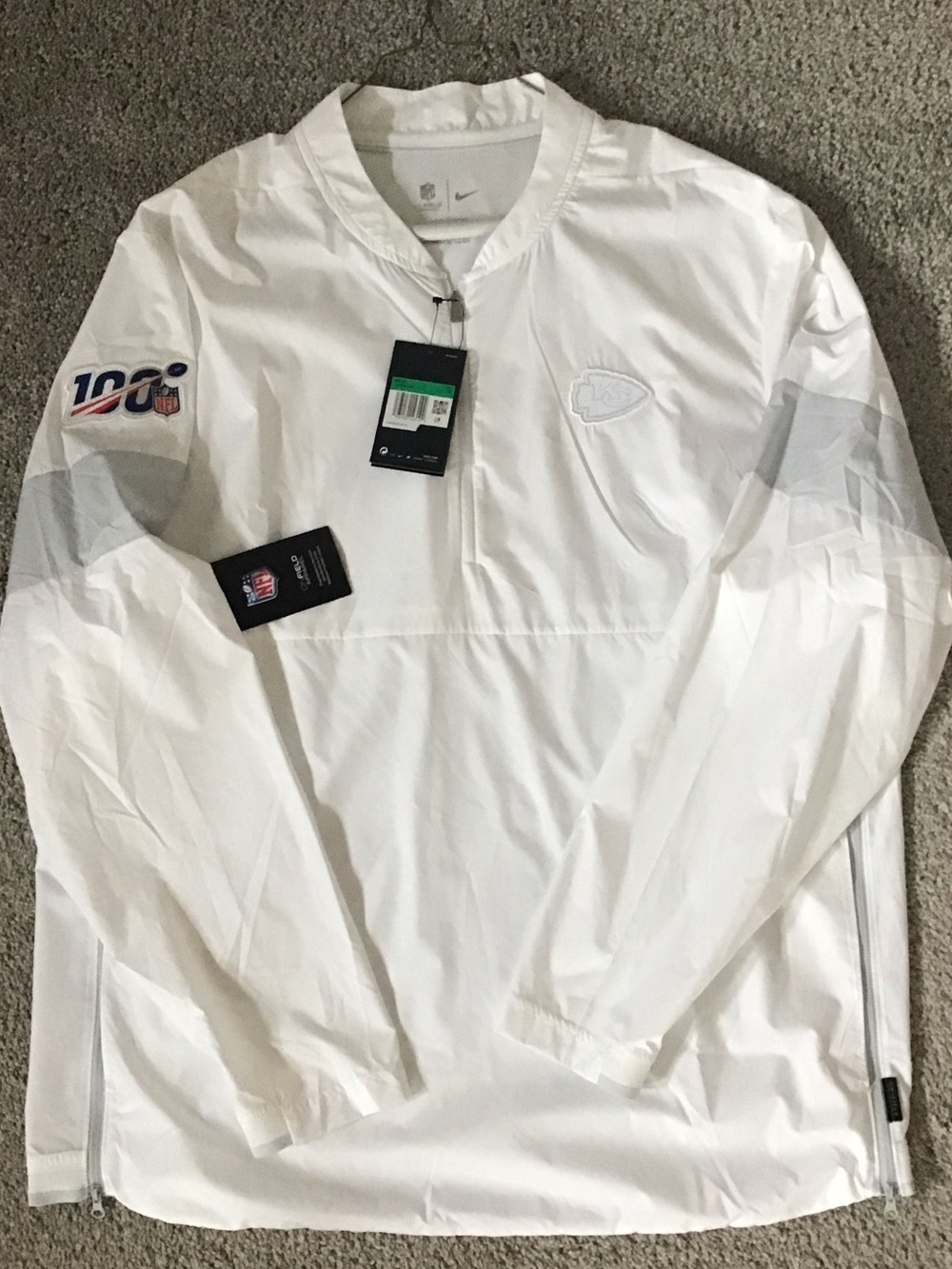 NIKE Kansas City Chiefs NFL windbreaker jacket!